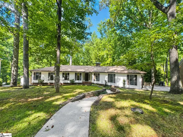 707 N Almond Drive, Simpsonville, SC 29681