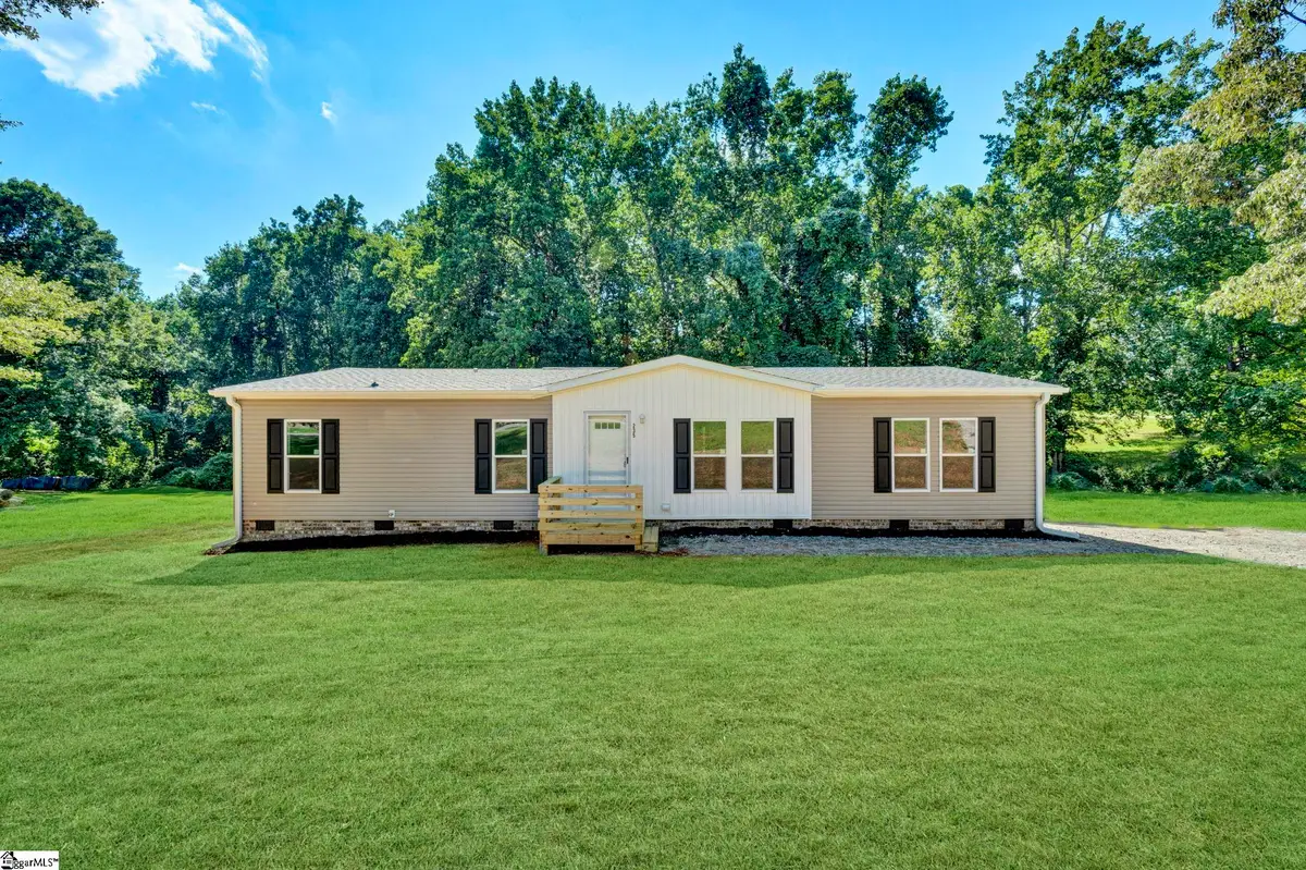 235 Horseshoe Bend Drive, Cowpens, SC 29330 - #1