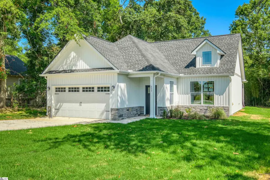 203 Blue Ridge Avenue, Belton, SC 29627 - #2