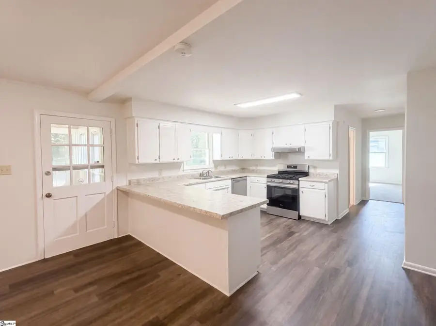 604 Meadowbrook Drive, Spartanburg, SC 29307 - #2