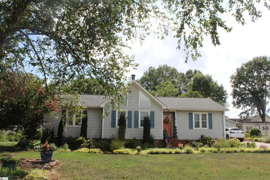 1170 Hanging Rock Road, Boiling Springs, SC 29316 - #2