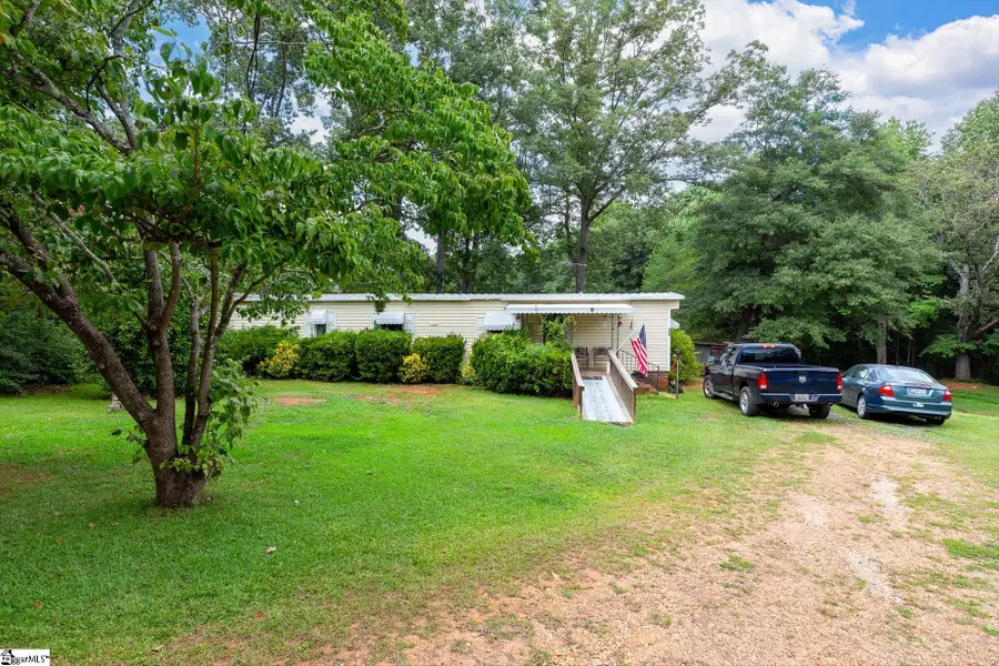 206 Brentwood Circle, Greenville, SC 29605 - #2