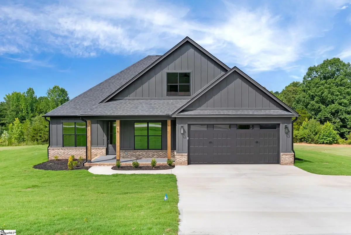 19 Burns Road, Travelers Rest, SC 29690 - #1
