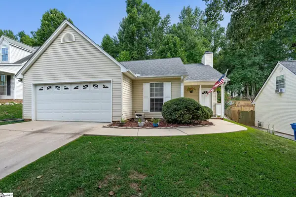 109 W Fall River Way, Simpsonville, SC 29680-6210