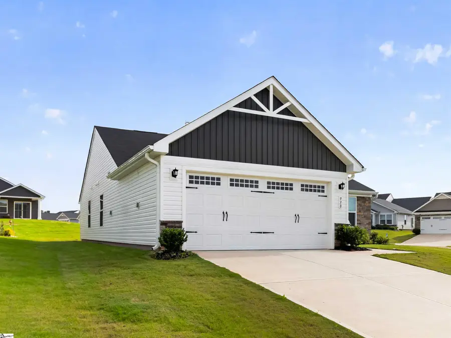 938 Rev Robert Reid Street, Reidville, SC 29375 - #3