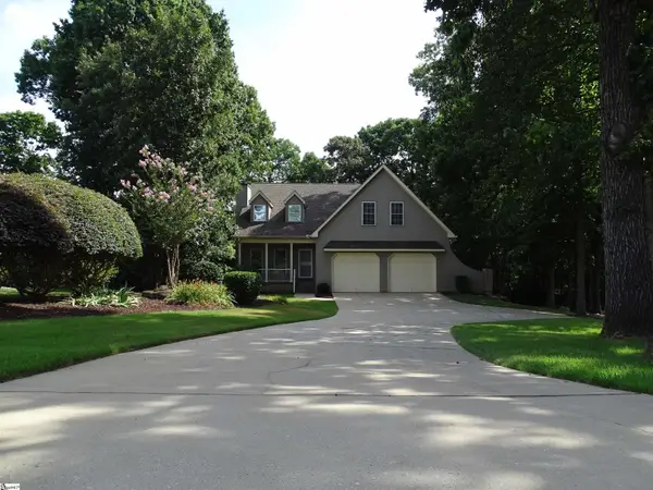 481 Bollweevil Way, Wellford, SC 29385