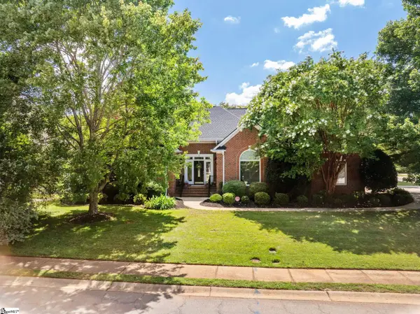5 Kinross Row, Greer, SC 29650
