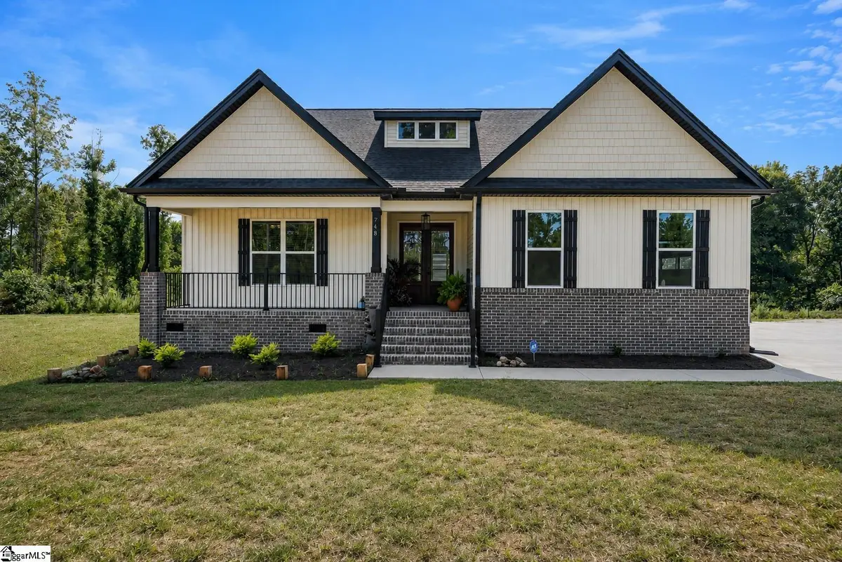 748 Cattle Drive, Laurens, SC 29630 - #1