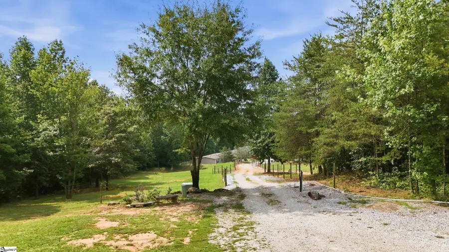 220 Whitefish Way, Marietta, SC 29661 - #3