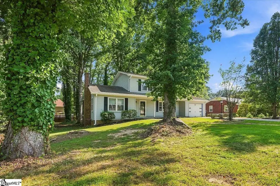 107 Windsor Street, Simpsonville, SC 29681 - #3
