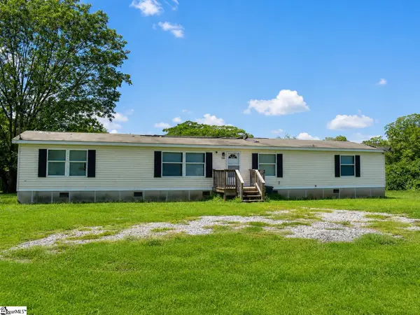 170 Cooper Road, Campobello, SC 29322