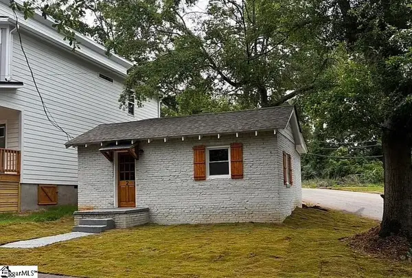 2 Brush Street, Greenville, SC 29607-2808
