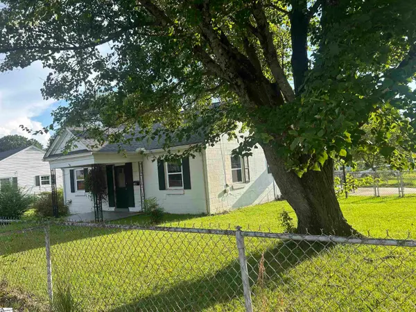 405 Elizabeth Street, Clinton, SC 29325