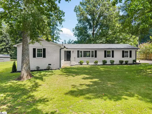 215 Bondale Drive, Spartanburg, SC 29303