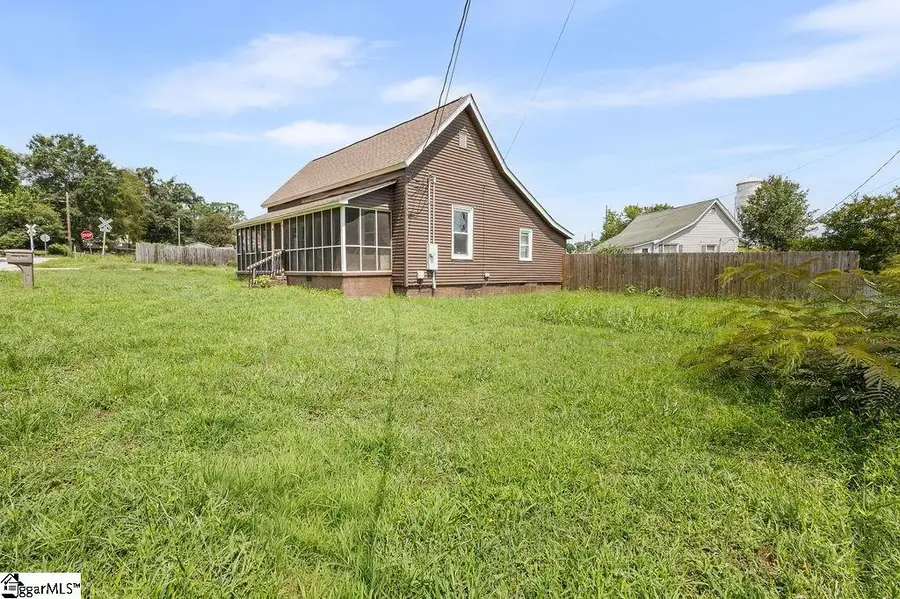 6 Lyman Street, Pelzer, SC 29669 - #2