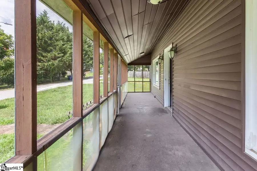 6 Lyman Street, Pelzer, SC 29669 - #3