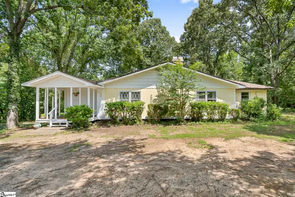 131 B D Johnston Road, Central, SC 29630