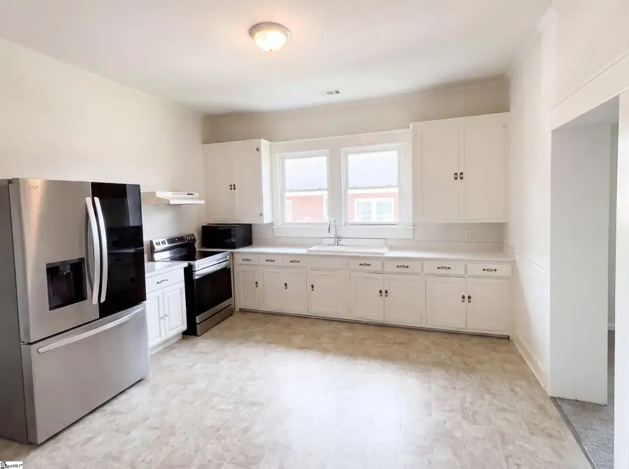 112 Sherard Avenue, Ninety Six, SC 29666 - #2