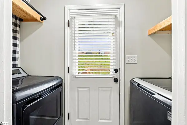 23 Lee Way, Taylors, SC 29687