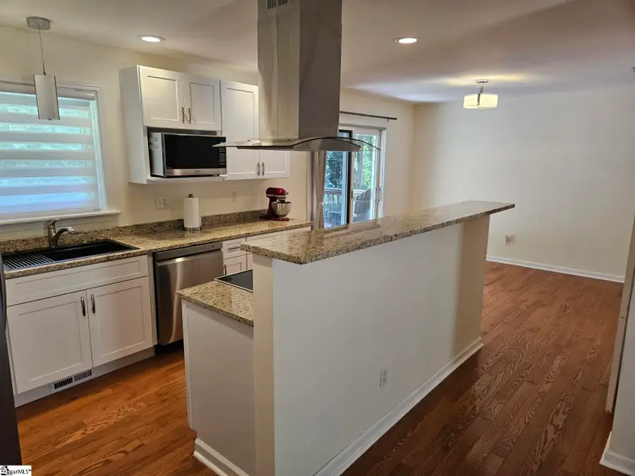 513 W Fredericks Street, Anderson, SC 29625 - #3