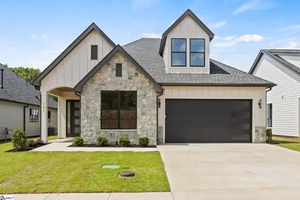 102 Adrian Way, Simpsonville, SC 29680