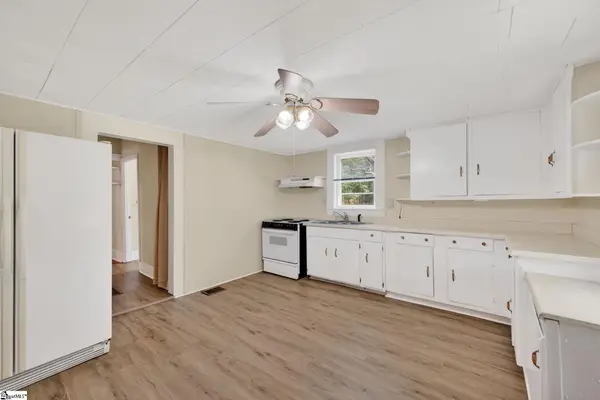 1261 Camp Creek Road, Taylors, SC 29687