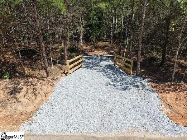 02 Owens Drive, Laurens, SC 29360