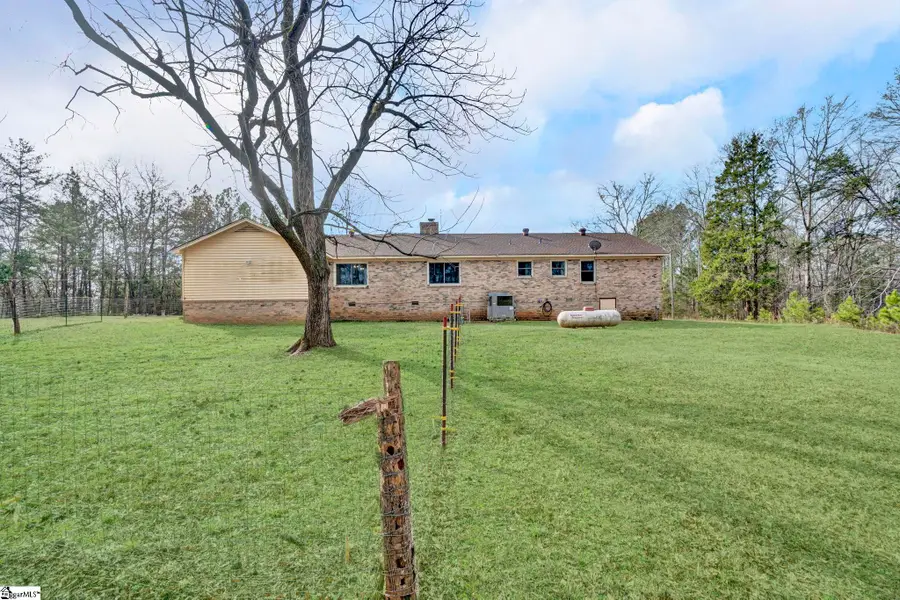 503 Edgewater Road, Woodruff, SC 29388 - #3