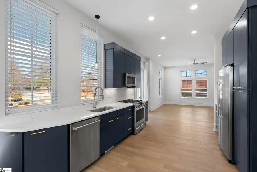 121 W Stone Avenue #7, Greenville, SC 29609 - #3