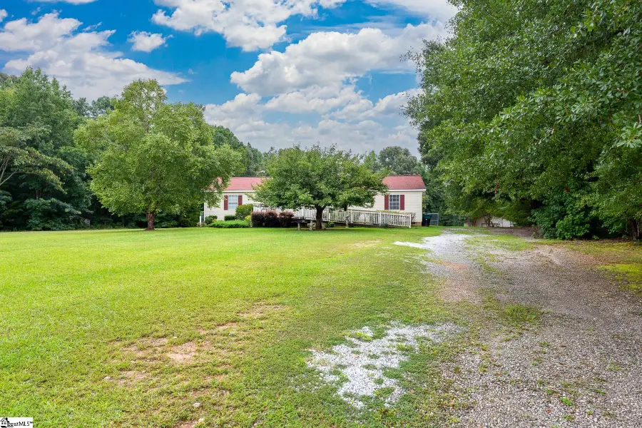 377 Fort Lindley Road, Laurens, SC 29360 - #3