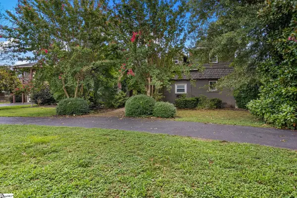 102 Harts Lane, Simpsonville, SC 29681