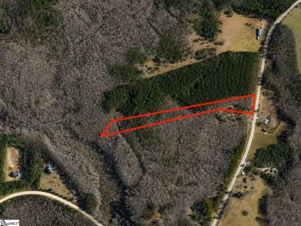 2 Bolt Road, Gray Court, SC 29645