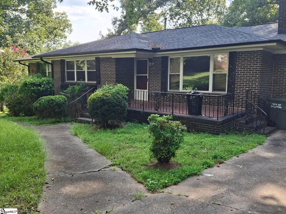 211 Thomas Road, Pickens, SC 29671 - #1