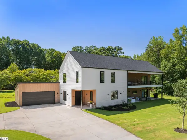 460 Enoree Road, Travelers Rest, SC 29690