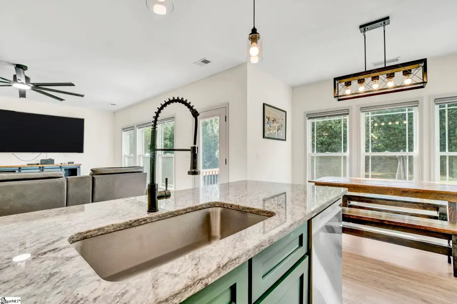 620 Daventon Road, Honea Path, SC 29654 - #3