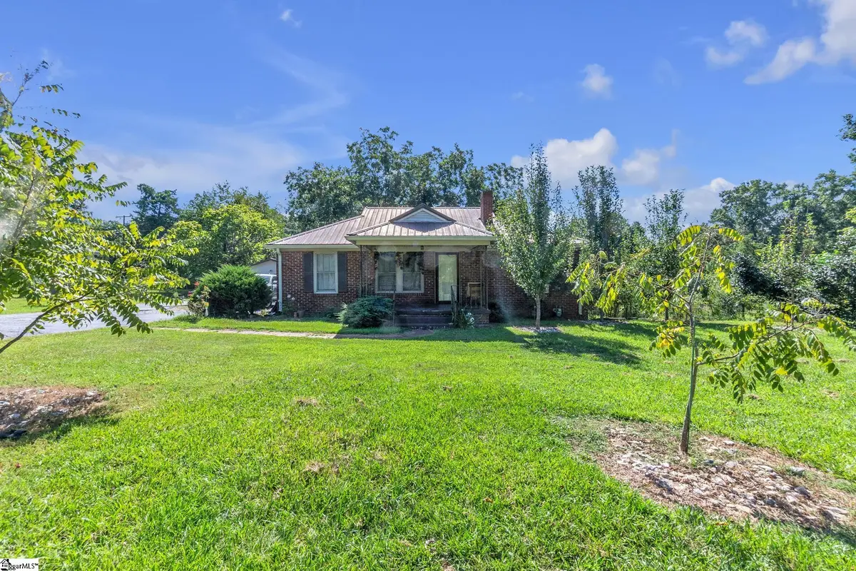 379 W Main Street, Donalds, SC 29638 - #1