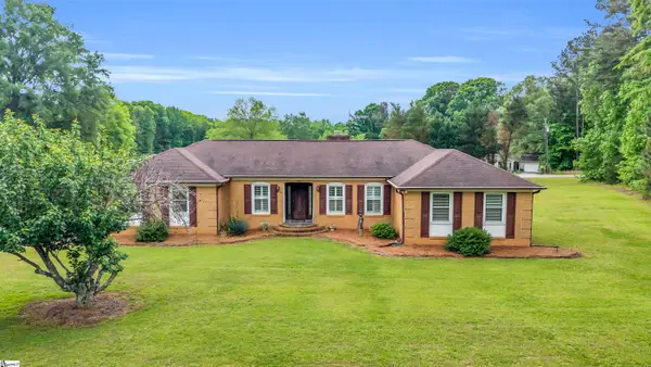 1527 Pine Haven St Ext Street, Laurens, SC 29360