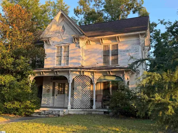321 W Main Street, Clinton, SC 29325