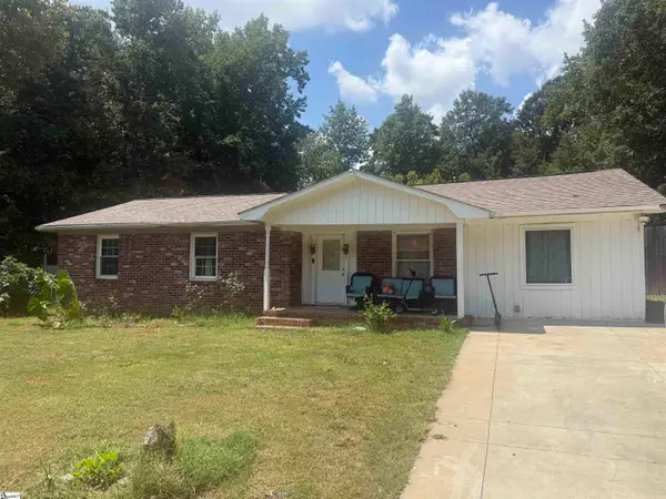 5 E Oak Hill Court, Piedmont, SC 29673