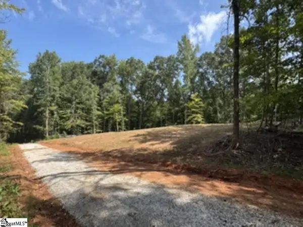 110 N Silver Lake Drive, Taylors, SC 29687