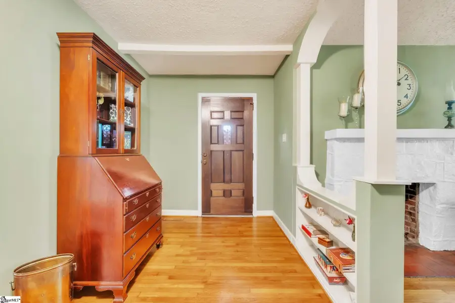 13 W Montclair Avenue, Greenville, SC 29609 - #2