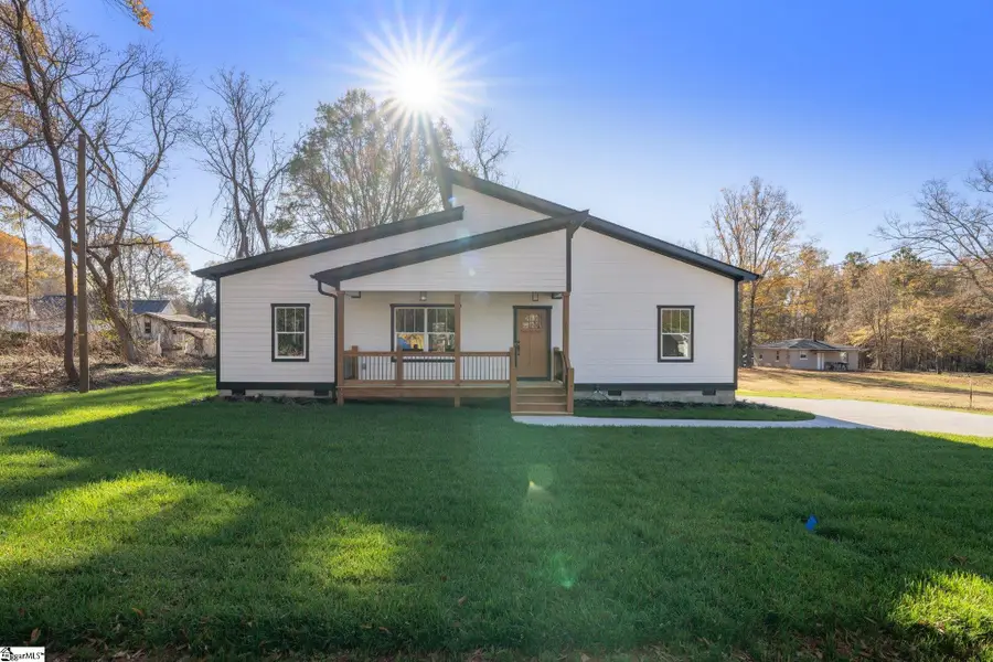 225 Cedar Street, Woodruff, SC 29388 - #2
