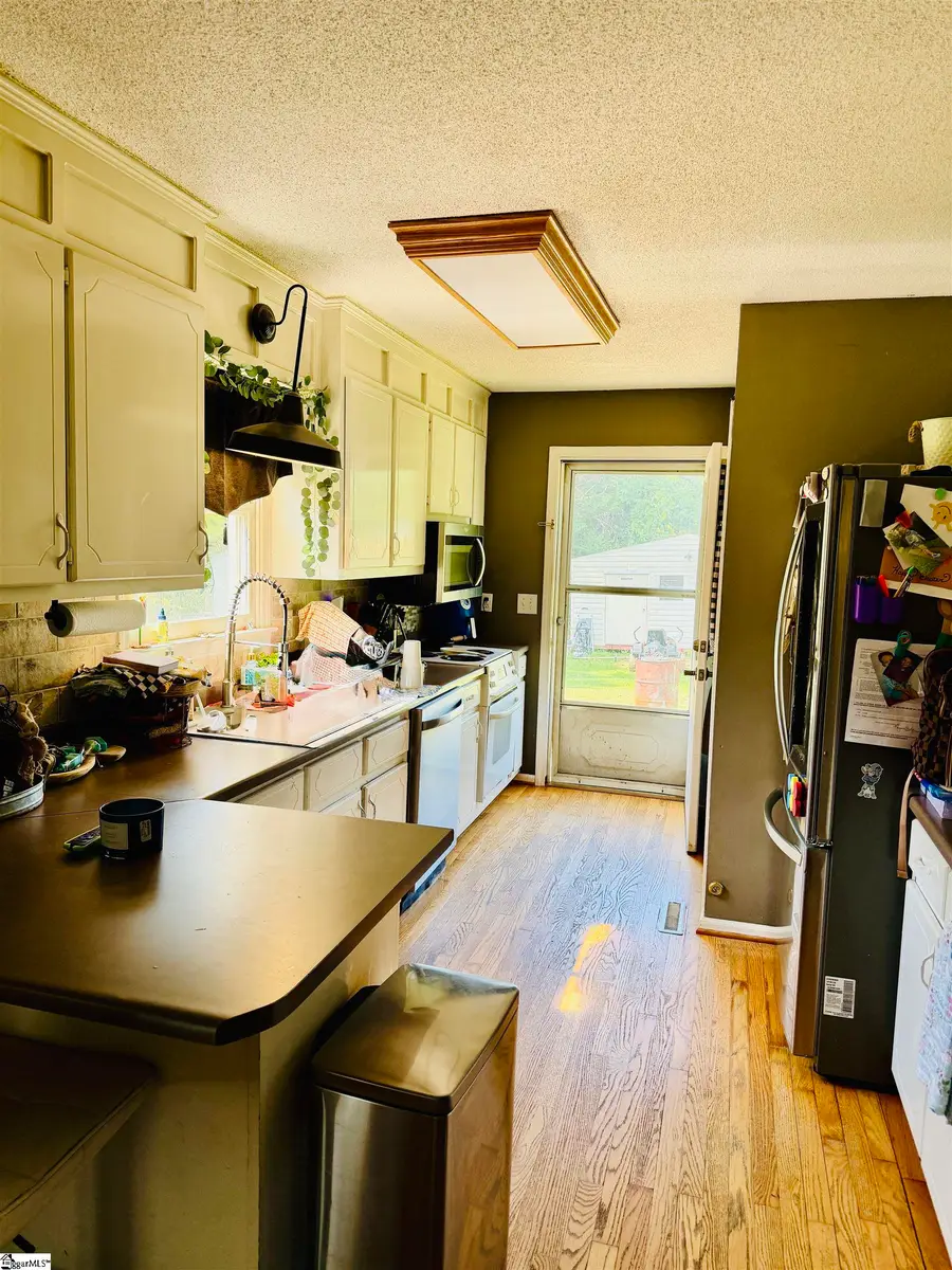 10479 Hwy 101 Highway, Gray Court, SC 29645 - #3