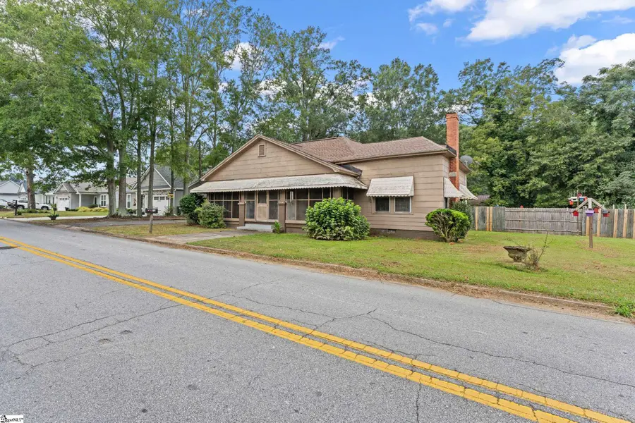 212 Breazeale Street, Belton, SC 29627 - #2