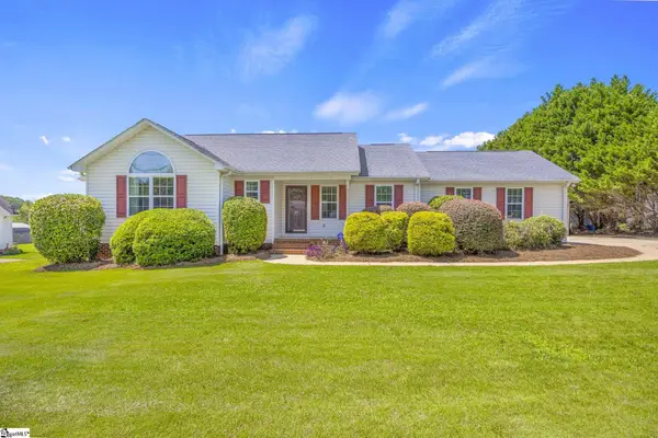 40 Pine Ridge Road, Lyman, SC 29365-1246