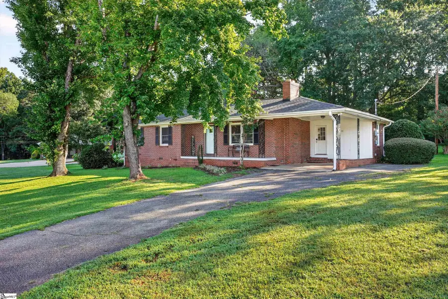 136 James Avenue, Wellford, SC 29385 - #3