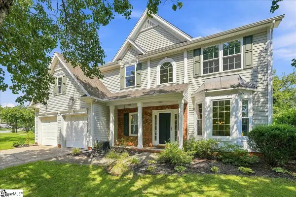 103 Woodruff Lake Way, Simpsonville, SC 29681