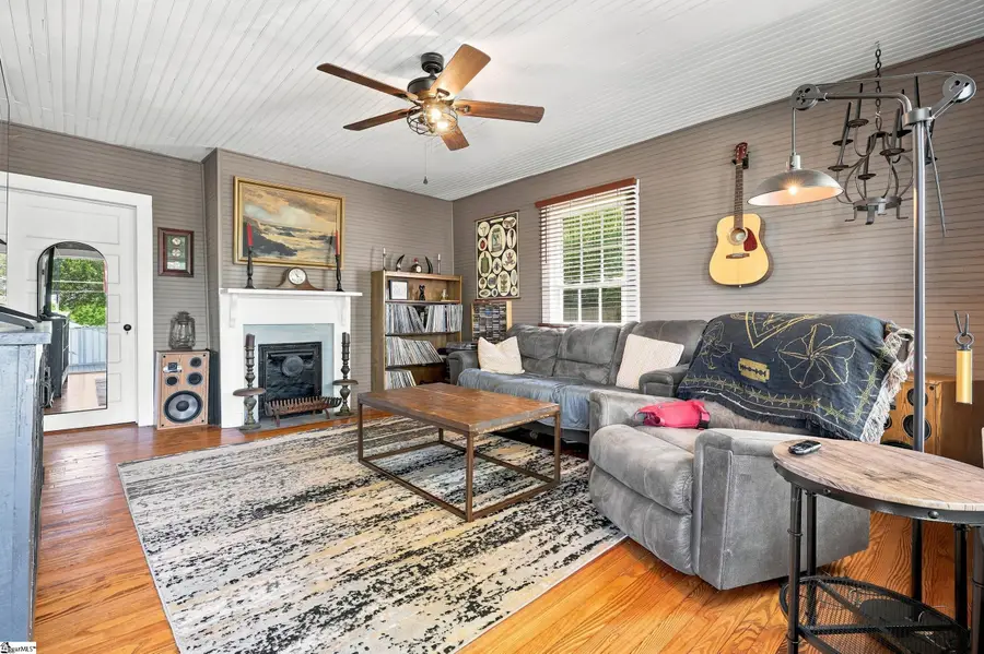 110 Ligon Street, Central, SC 29630 - #3