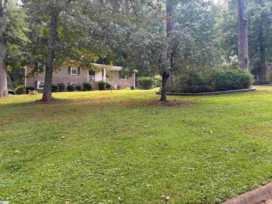 100 Laconia Drive, Travelers Rest, SC 29690 - #2
