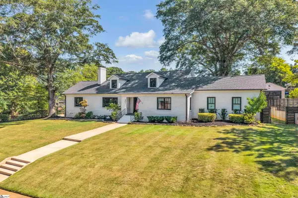 201 Cleveland Street, Greenville, SC 29601
